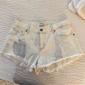 Pistola Cut-off Tie dyed denim short